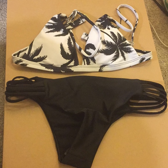 Zaful Other - Bikini top and bottom NWT size S